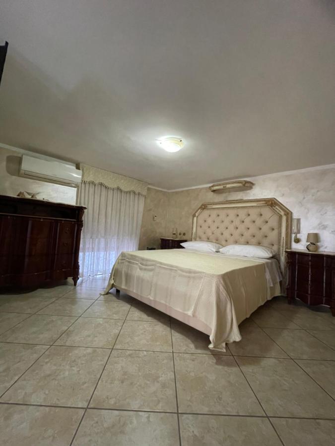 Апартаменты Casa Di Nonna Bertina Неаполь Экстерьер фото